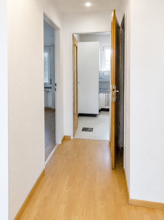 Spacieux appartement de 5 pièces avec balcon et belle vue à Fribourg 5