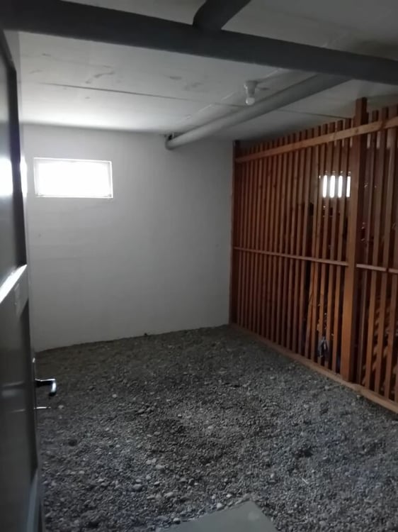 Ob Atelier, Werkstatt, Kellerabteil oder Lagerraum, greifen Sie zu! 1