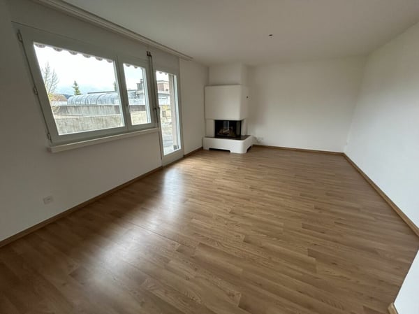 3.5 Zi-Dachwohnung, Lift, top Aussicht 9