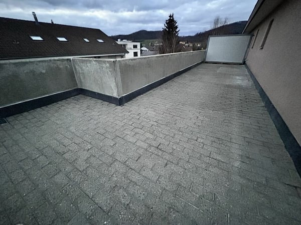 3.5 Zi-Dachwohnung, Lift, top Aussicht 15