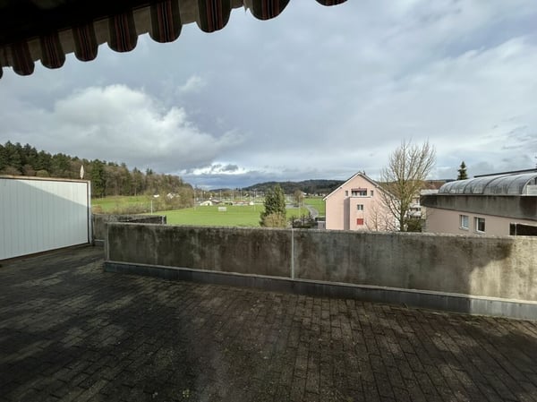 3.5 Zi-Dachwohnung, Lift, top Aussicht 18