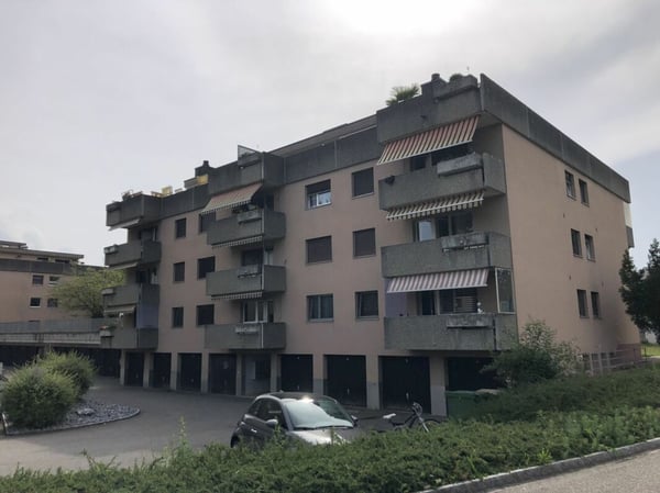 3.5 Zi-Dachwohnung, Lift, top Aussicht
