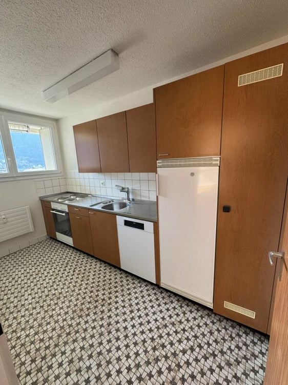Schöne Wohnung mit herrlicher Aussicht zu den Bergen 3
