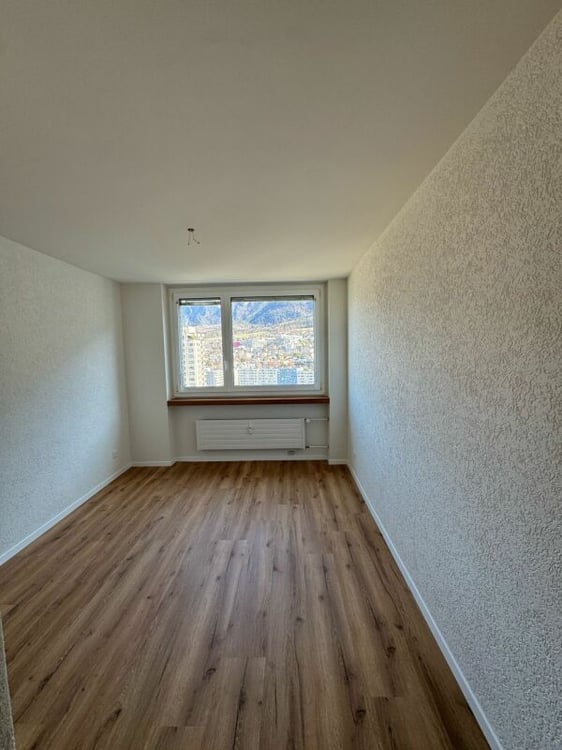 Schöne Wohnung mit herrlicher Aussicht zu den Bergen 6