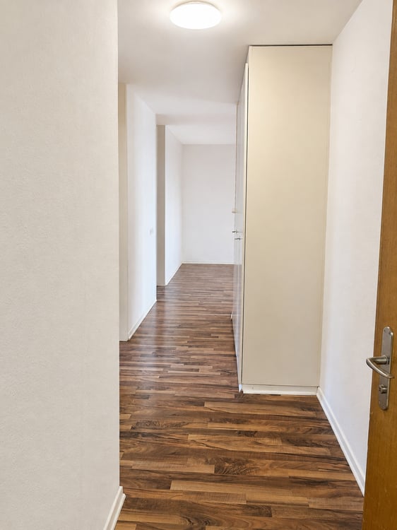 Helle 2.5-Zimmer-Wohnung mit Balkon in Biel – sofort verfügbar! 5