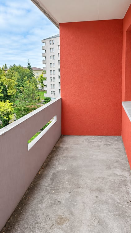 Helle 3.5-Zimmer-Wohnung mit Balkon in Biel – sofort verfügbar! 6