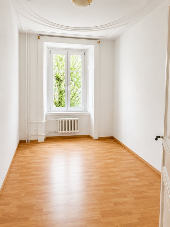 Appartement de 3.5 pièces au rez-de-chaussée à La Chaux-de-Fonds -1er mois de loyer OFFERT 3
