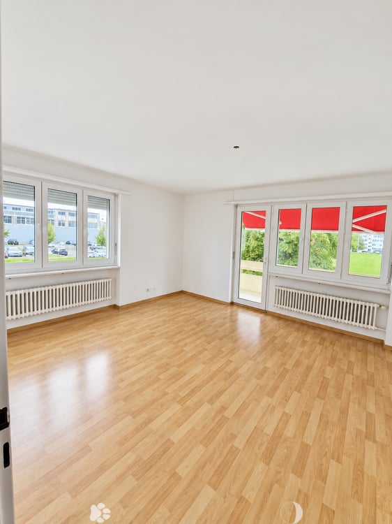 Helle 4.5-Zimmer-Wohnung mit Balkon in Biel – ab sofort verfügbar! 3