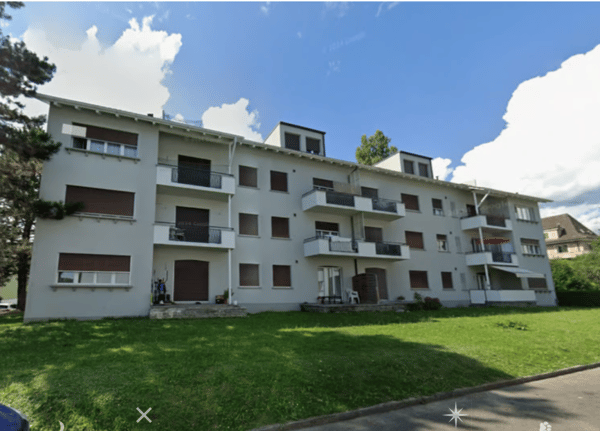 Helle 2.5-Zimmer-Wohnung mit Balkon in Biel – sofort verfügbar! 1