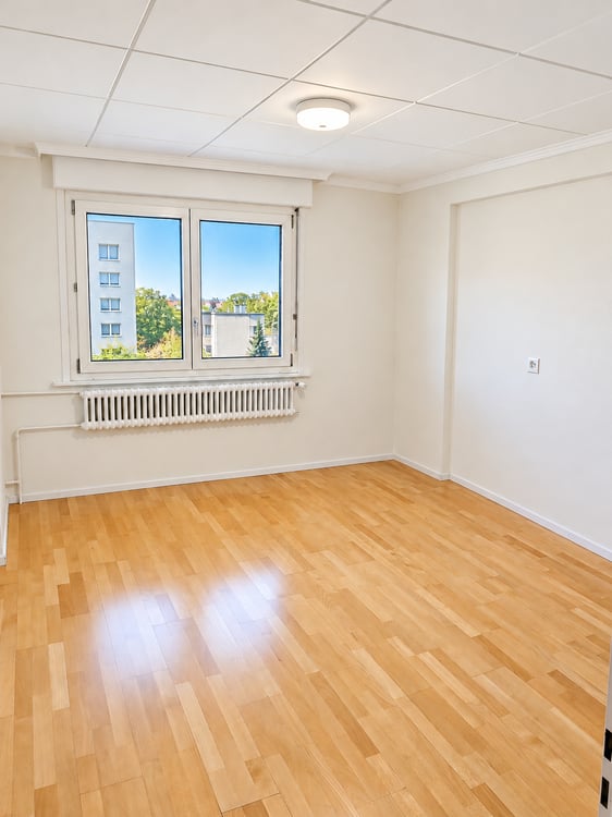 Appartement lumineux et accueillant de 2,5 pièces – Calme et commodités à proximité 4