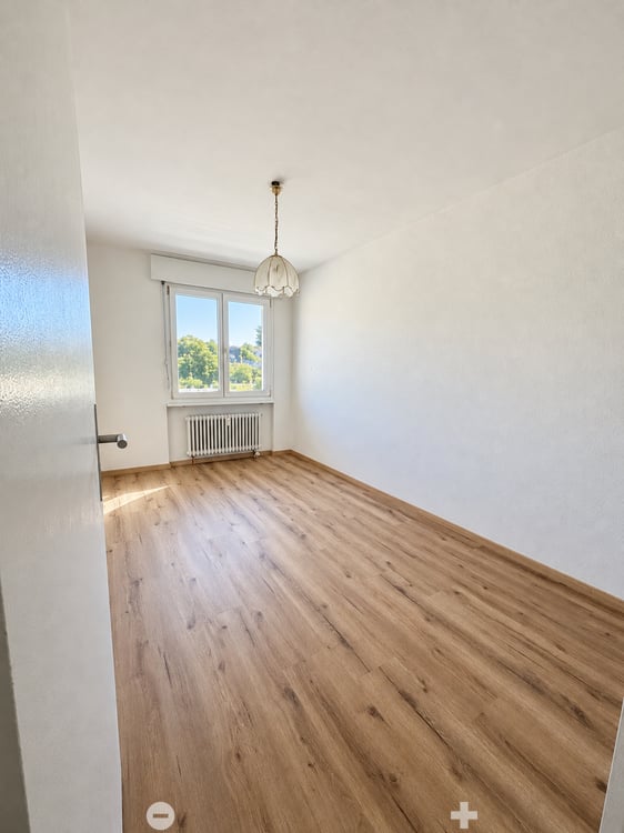 Helle 4.5-Zimmer-Wohnung mit Balkon in Biel – sofort verfügbar! 5