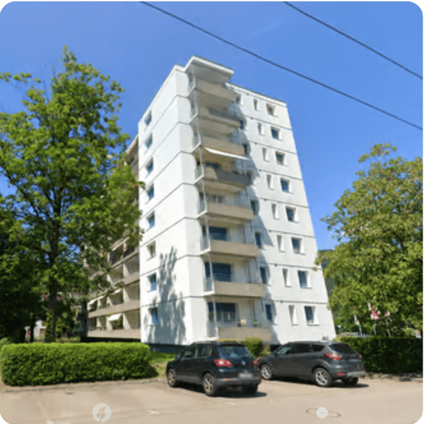 Helle 5.5-Zimmer-Wohnung mit Balkon in Biel – sofort verfügbar! 1