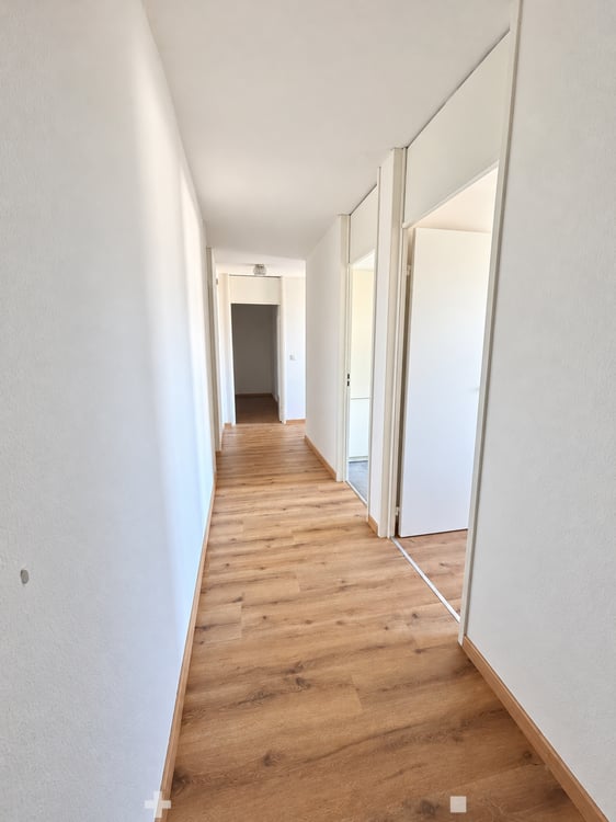 Helle 4.5-Zimmer-Wohnung mit Balkon in Biel – sofort verfügbar! 7