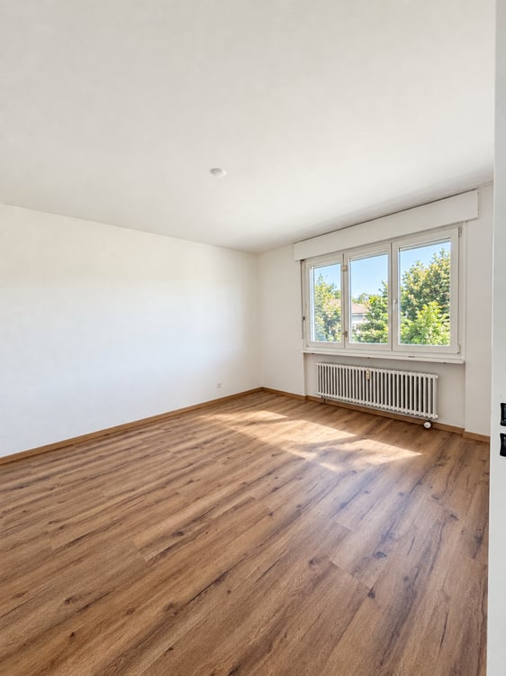 Helle 5.5-Zimmer-Wohnung mit Balkon in Biel – sofort verfügbar! 6