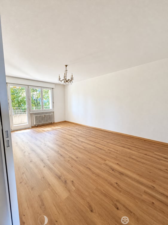Helle 4.5-Zimmer-Wohnung mit Balkon in Biel – sofort verfügbar! 4