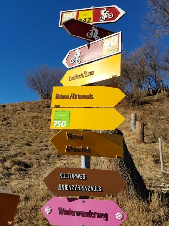 KLEINES BIJOU IM HERZEN GRAUBÜNDENS 13