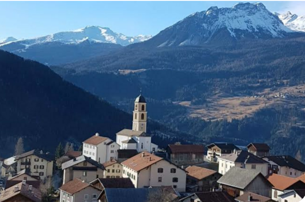 KLEINES BIJOU IM HERZEN GRAUBÜNDENS