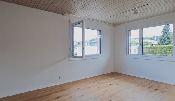 Grosszügige 5.5-Zimmerwohnung mit Terrasse, Bergsicht und Schwedenofen 8