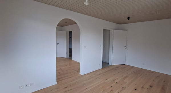 Grosszügige 5.5-Zimmerwohnung mit Terrasse, Bergsicht und Schwedenofen 7