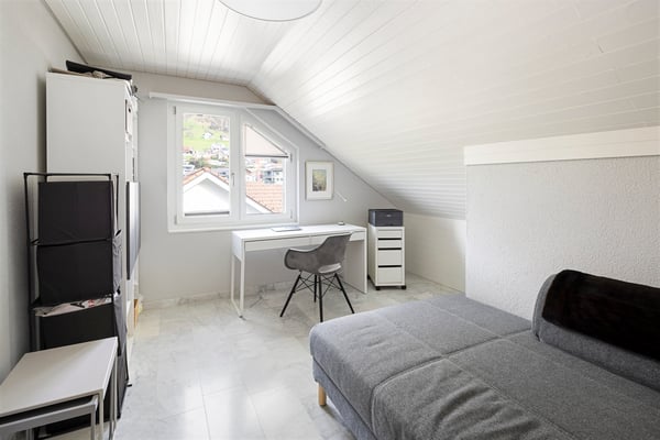 Traumsicht auf See und Berge an zentraler und ruhiger Lage 11