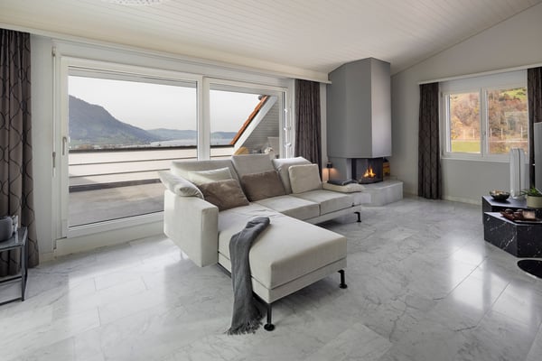 Traumsicht auf See und Berge an zentraler und ruhiger Lage 5