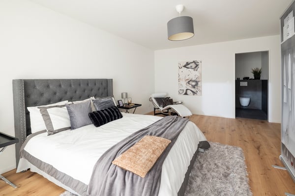 Letzte Neubauwohnungen: zentral mit grosser Gartenterrasse 5