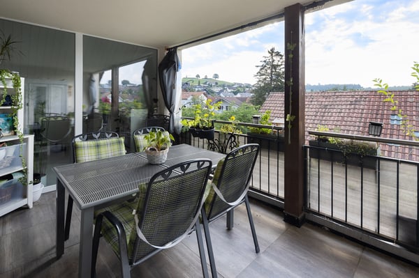 Elegant, grosszügig und neuwertig an zentraler Lage 6