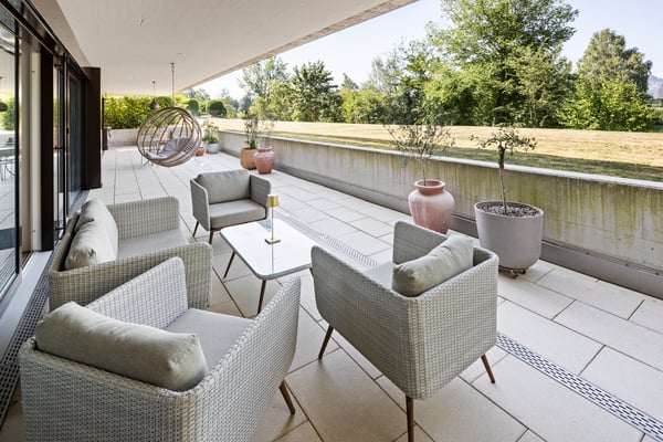 Grosszügiges Wohnen mit Terrasse und Potenzial für ein weiteres Zimmer 13