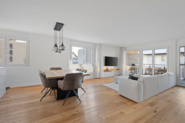 Teilseesicht mit zwei Loggias und modernem Ausbau 2