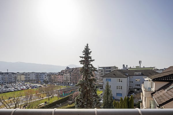 Zentrale Lage mit Weitsicht und hochwertiger Ausstattung 10