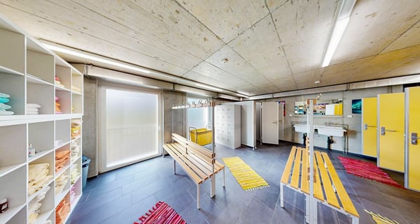 Gewerbehaus in Holziken 6