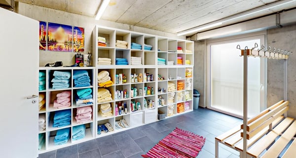 Gewerbehaus in Holziken 7