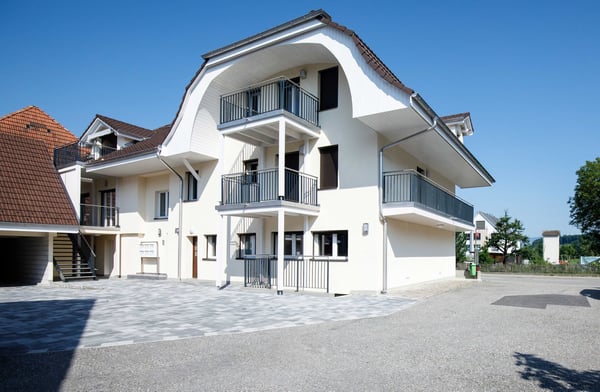 Mehrfamilienhaus als Renditeobjekt – 4.6 % Bruttorendite 8