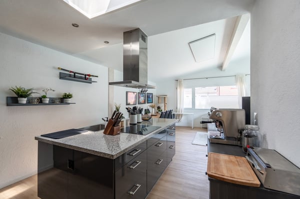 Attraktives Renditeobjekt: Gepflegtes Mehrfamilienhaus in Safenwil 2