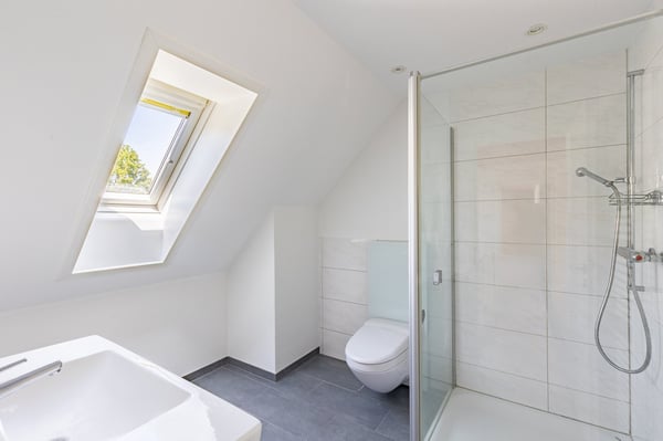 Freistehendes 6.5-Zimmer Einfamilienhaus an ruhiger Lage 8