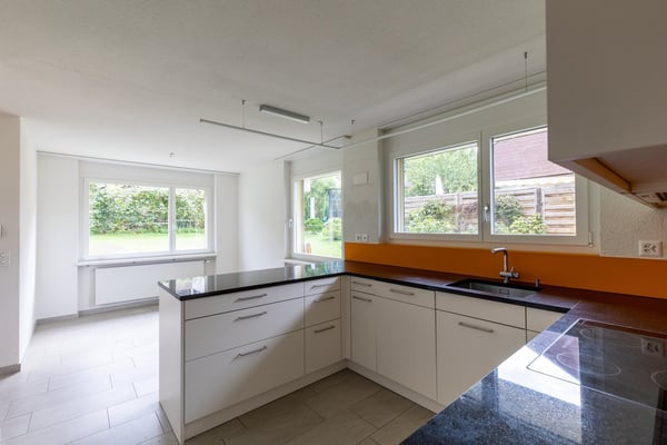 Freistehendes 6.5-Zimmer Einfamilienhaus an ruhiger Lage 2