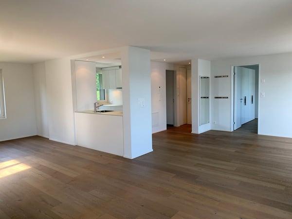 Moderne Wohnung an zentraler Lage - nur wenige Schritte vom See entfernt 2