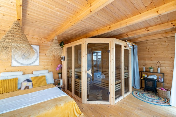 Luxuriöses Einfamilienhaus mit privater Garten-Oase und Pool 4