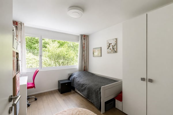 Grosszügige Gartenwohnung mit viel Privatsphäre und Weitsicht 10