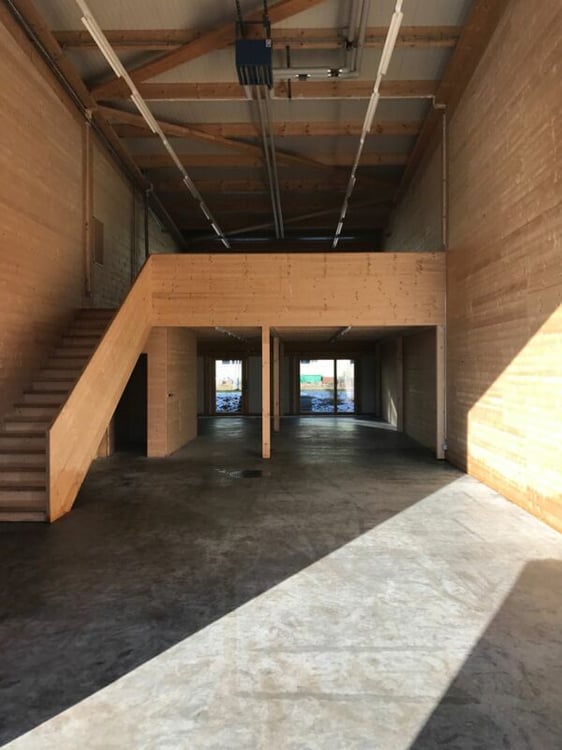 Grosszügige Gewerbehalle mit ca. 240 m2, Grosses Tor 2