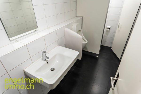 Zentrale Büroflächen von 62 m2 bis zu 282 m2 / Bureaux au centre-ville de 62 m2 à 282 m2 10