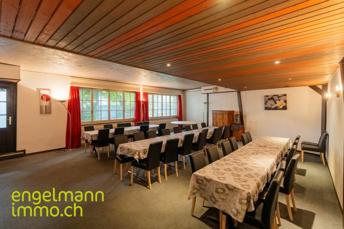 Immeuble locatif avec restaurant / Mehrfamilienhaus mit Restaurant