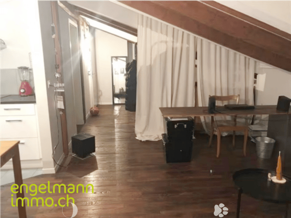 1 Zimmerstudio / Studio de 1 pièce 2