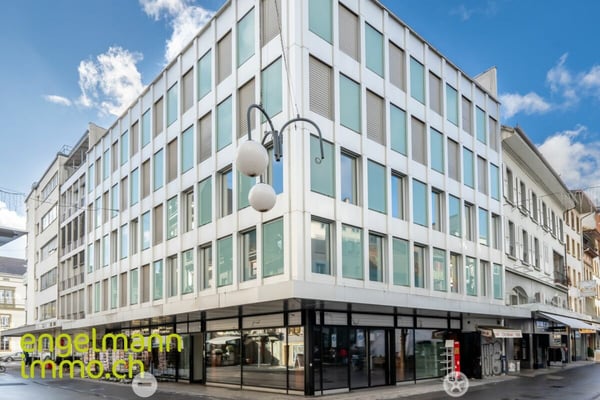 Zentrale Büroflächen von 62 m2 bis zu 282 m2 / Bureaux au centre-ville de 62 m2 à 282 m2