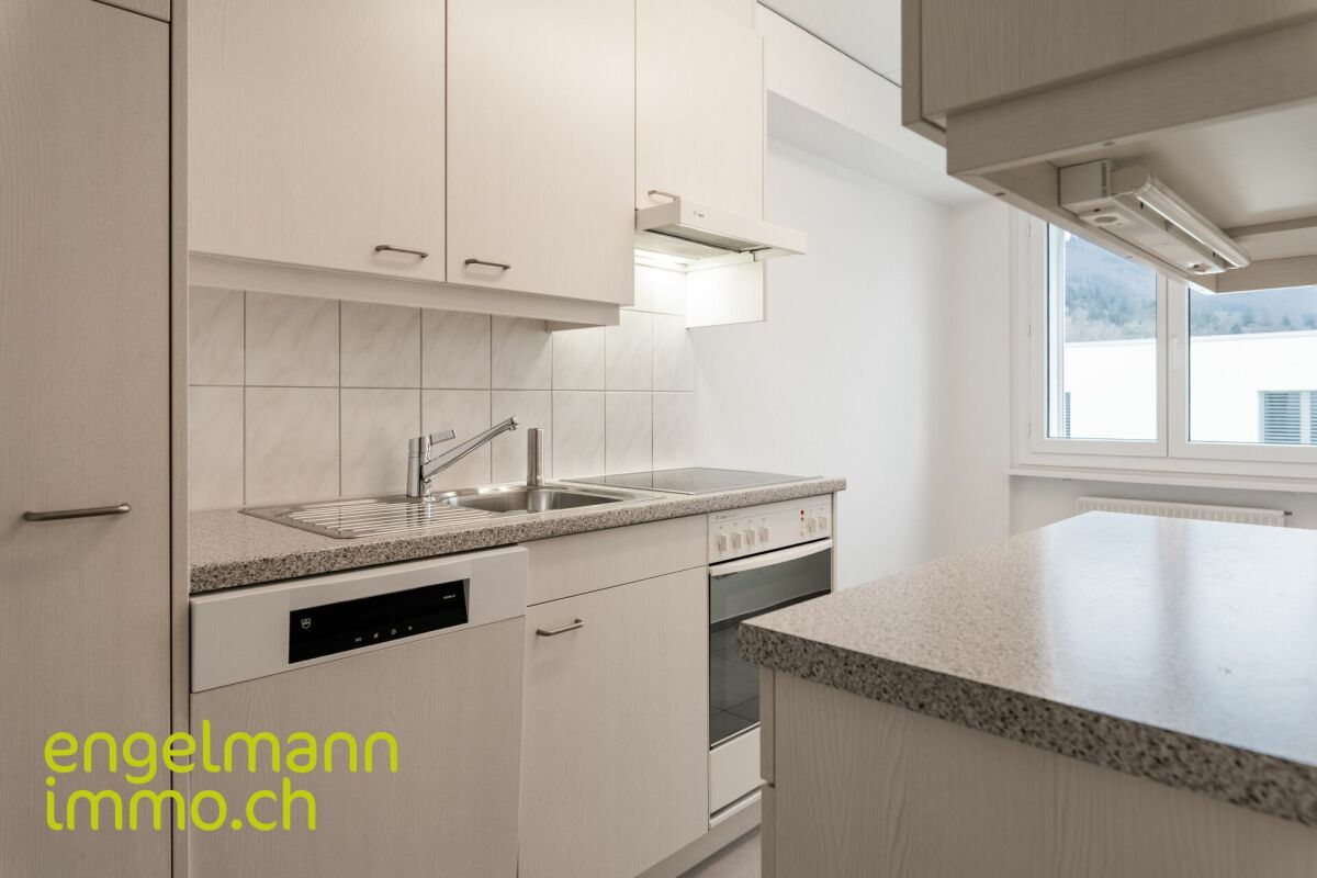 3 Zimmerwohnung mit Balkon / Appartement de 3 pièces avec balcon