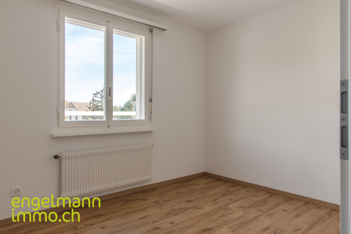 4 Zimmer-Attikawohnung / Appartement de 4 pièces en attique