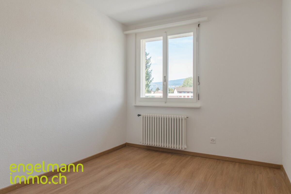 4 Zimmer-Attikawohnung / Appartement de 4 pièces en attique