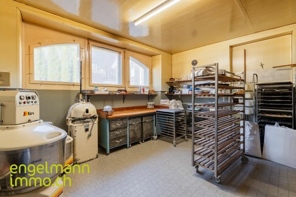 Lot de 2 immeubles résidentiels et commerciaux / 2 Wohn- und Geschäftshäuser 7