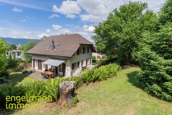 Einfamilienhaus mit Einliegerwohnung 24