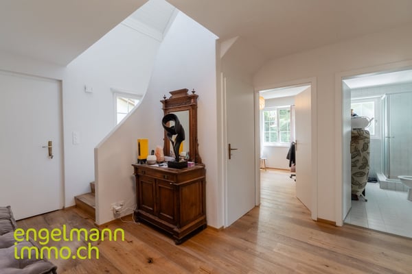 Einfamilienhaus mit Einliegerwohnung 18